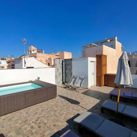 Modern House In Calle Carretas